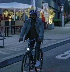 Abus Hyban 2.0 LED Signal Black Matt M. Indbygget Led Lys - Cykelhjelm 15 Abus Hyban 2.0 LED Signal Black Matt M. Indbygget Led Lys - Cykelhjelm -Deals Cykelhjelm til landevej Store abus hyban 20 led signal black matt m indbygget led lys cykelhjelm 5