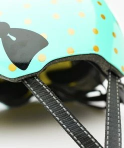 Nutcase Little Nutty Sock Hop Gloss MIPS 22 Nutcase Little Nutty Sock Hop Gloss MIPS -Deals Cykelhjelm til landevej Store nutcase little nutty sock hop gloss mips 6