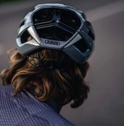 Abus StormChaser Race Grey, Cykelhjelm -Deals Cykelhjelm til landevej Store abus stormchaser race grey cykelhjelm 8